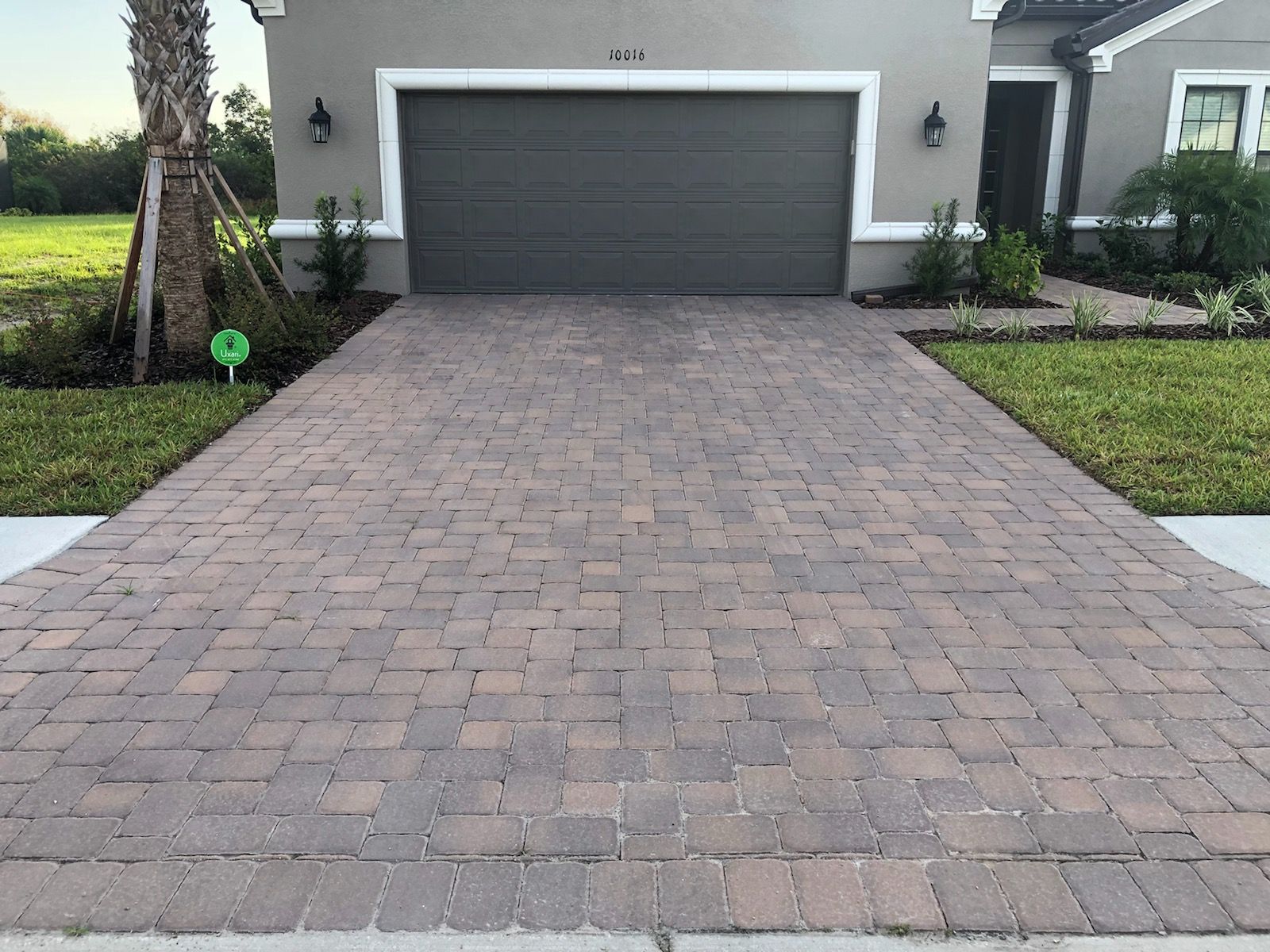09 before driveway 32fa57c5