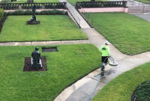 Gorilla Kleen offers residential pressure washing service Sarasota, ensuring homes are clean, safe, and well-maintained.